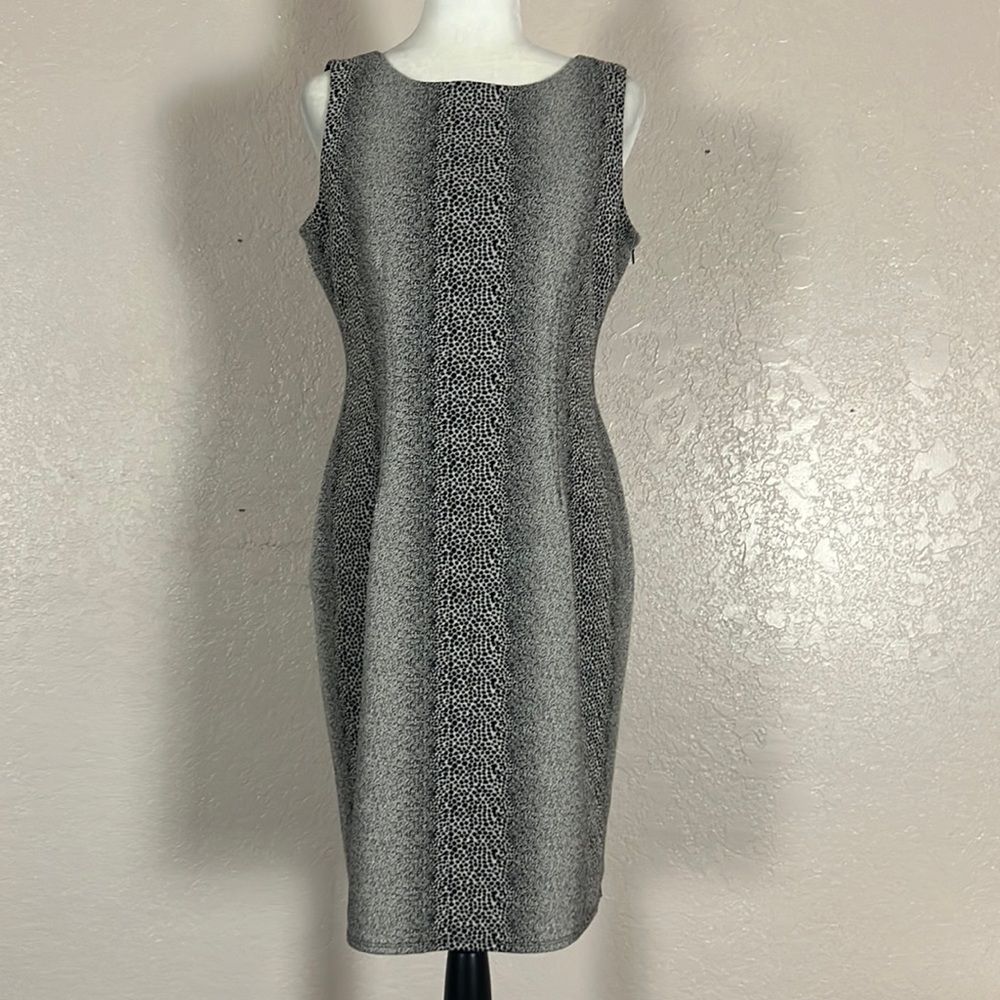 1488 Nine West Sleeveless Dress. Sz10